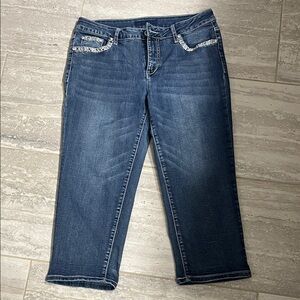 Women's Capri Blue Jeans
